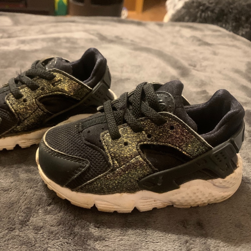 Nike Hurricanes